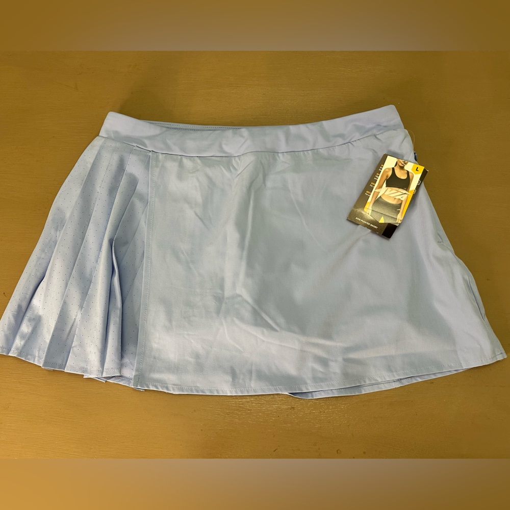 Avia Women’s Sky Blue Sports Skort Size Large NWT